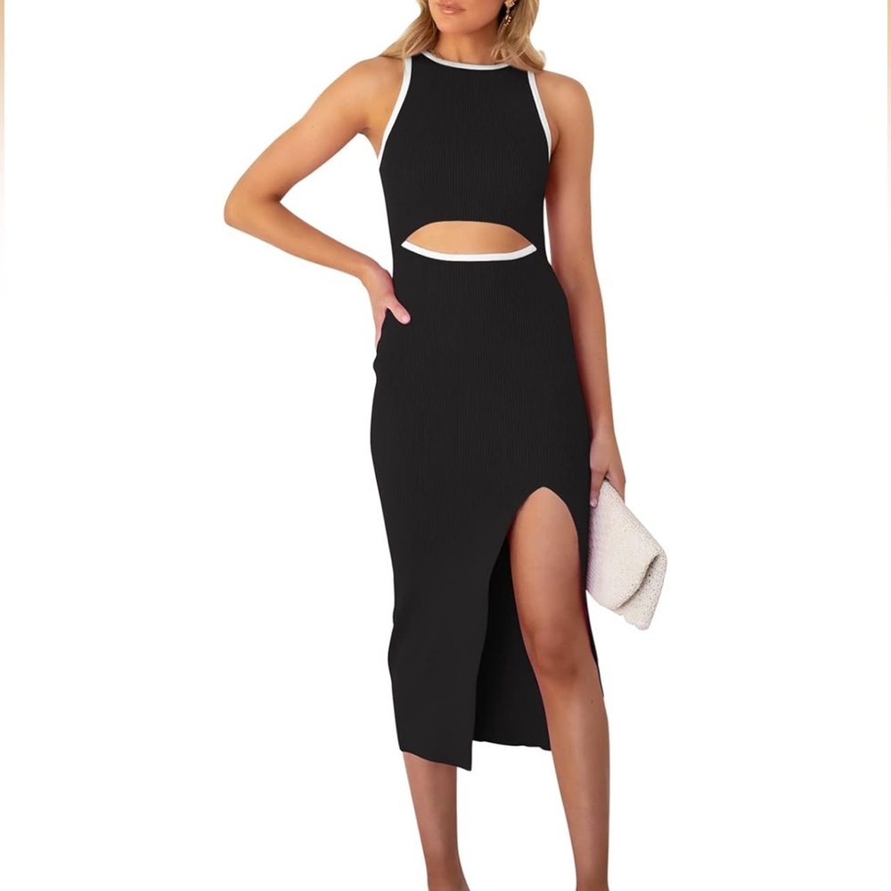 Elegant Black Sleeveless Dress with cutout